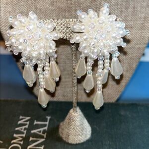 Charlotte Russe vintage pearl beaded dangle pierced earrings, stunning!